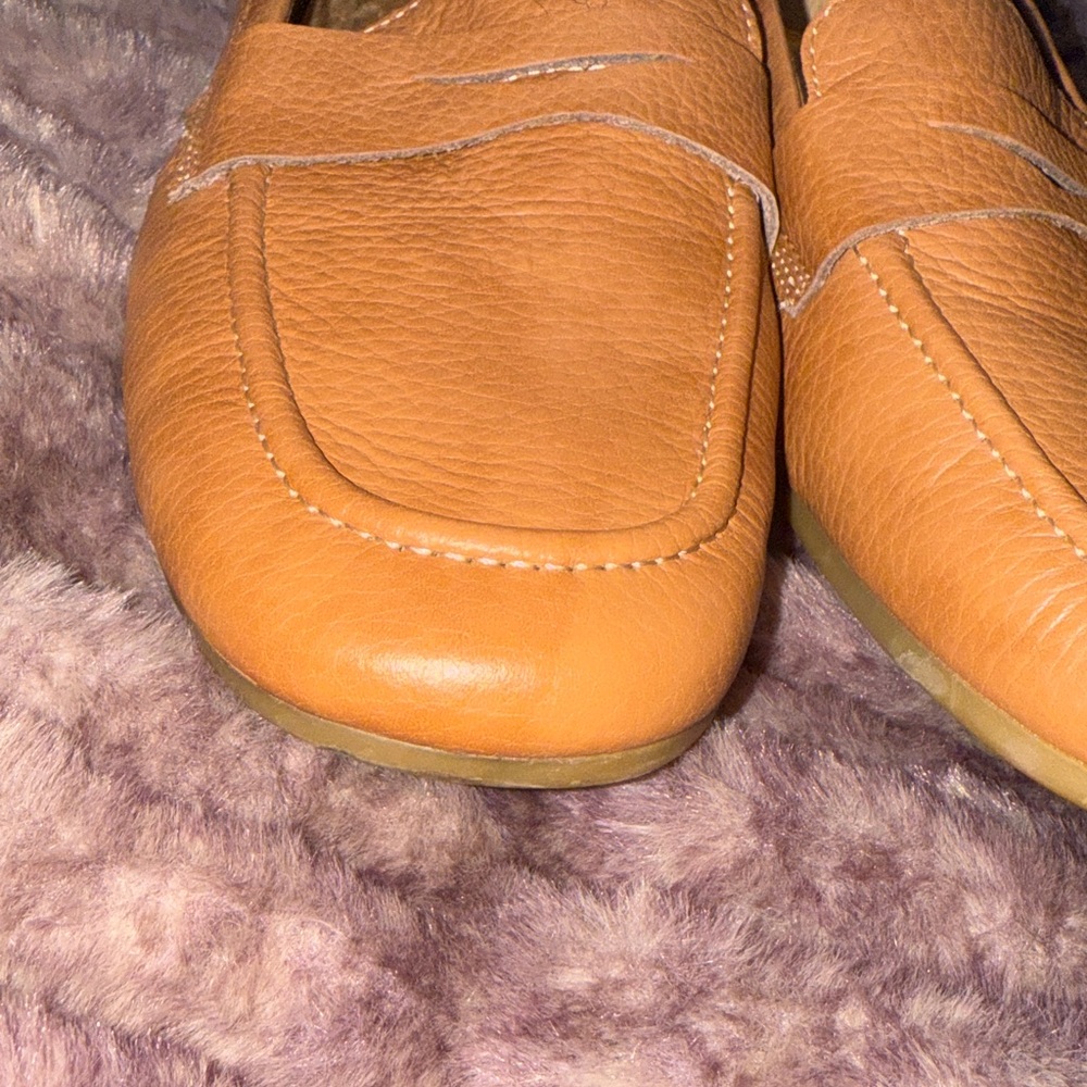 Women’s Sofft brown soft pebbled leather slip on Moccasins, loafers shoes,sz 9.5 - Picture 9 of 14